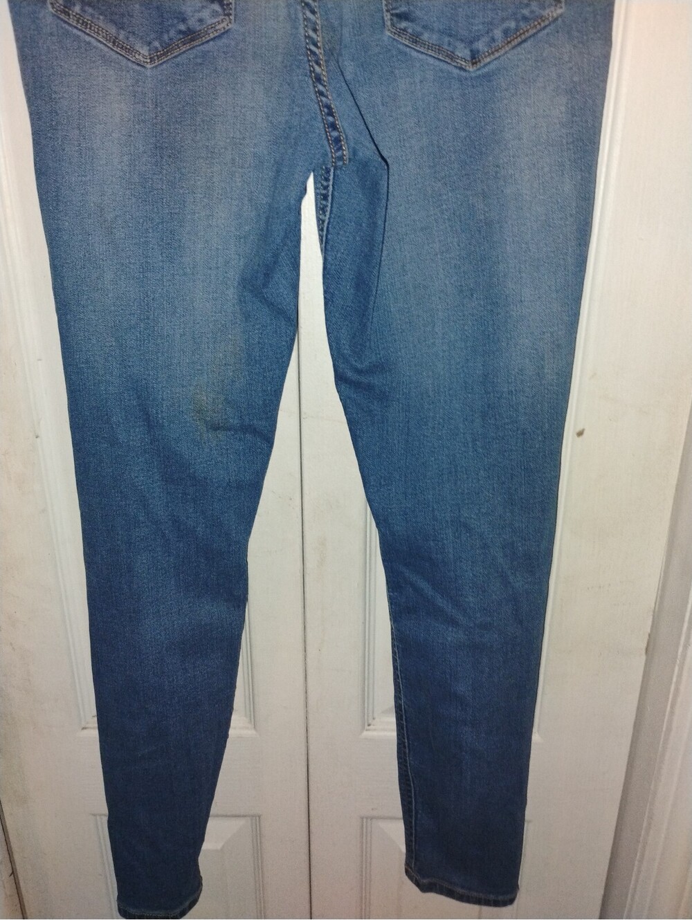 Hollister Women's Light Blue Skinny Jeans Size 6S W28